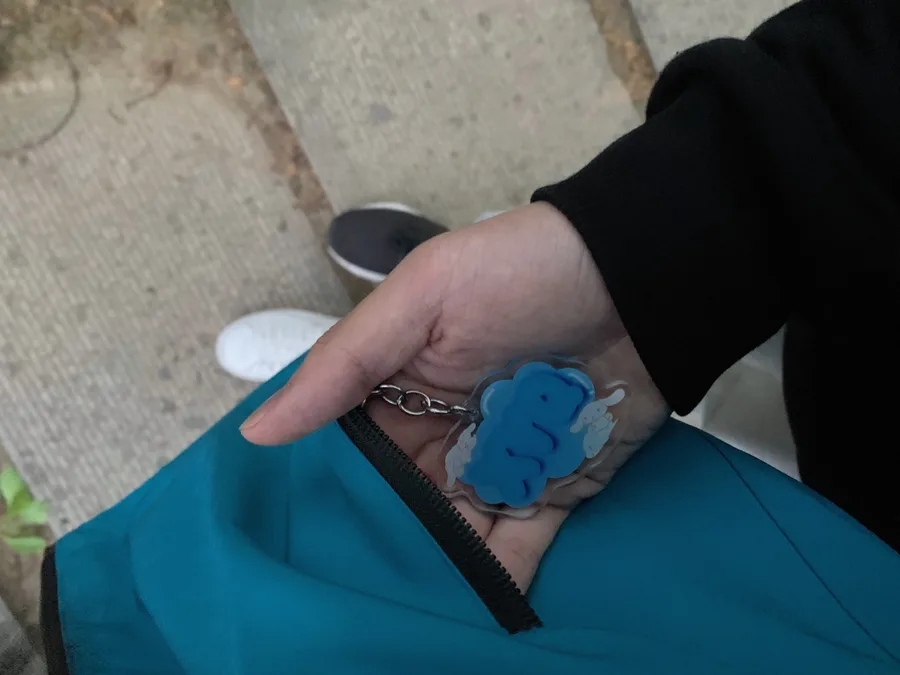 手心里握着的小礼物